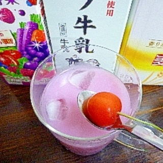 アイス♡サクランボ入♡紫の野菜ミルク酒